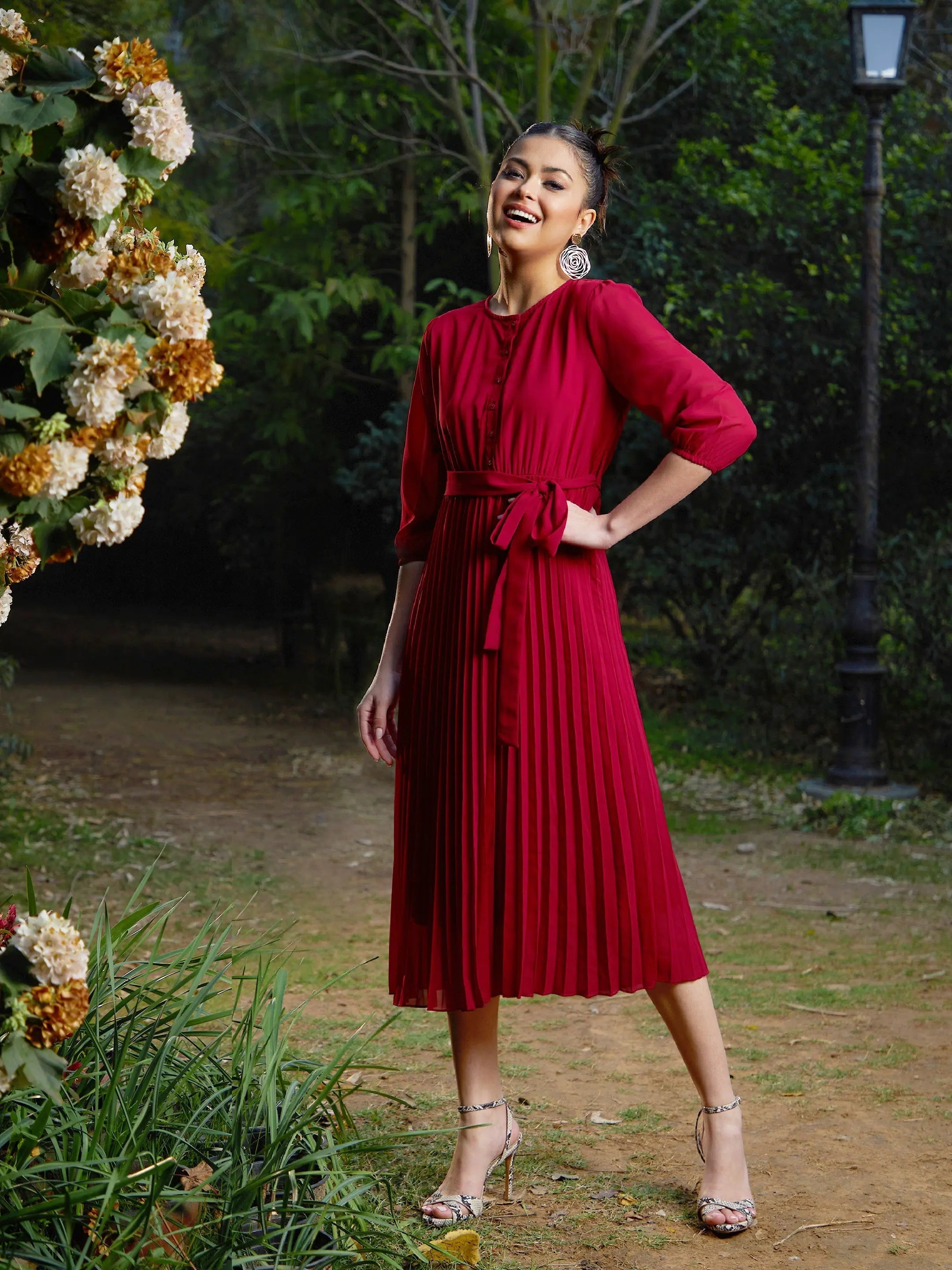 Chic Trends For The Fashion Savvy Women Maroon Accordion Pleated Belted Midi Dress