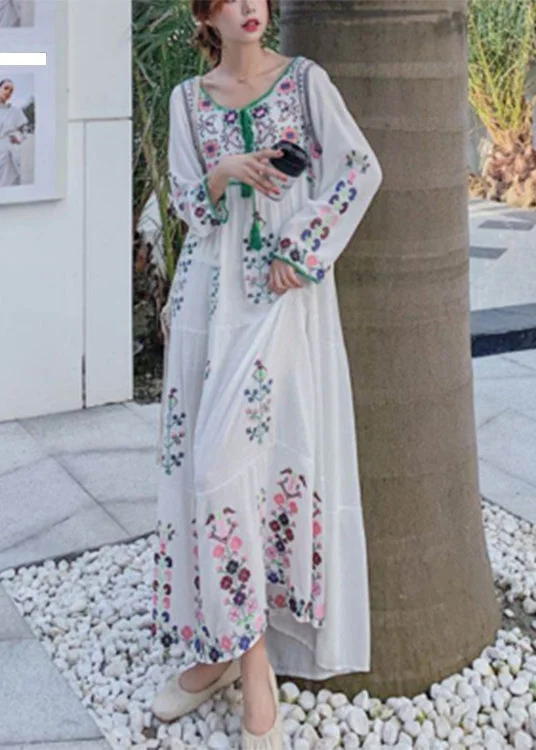 Chic Trends Unveiled Bohemian White O-Neck Embroideried Floral Cotton Holiday Dresses Long Sleeve