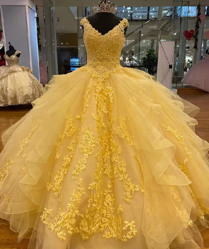 Hot Brand Discounts Amazing Light Yellow Prom Dress Ball Gown Lace Quinceanera Dresses for Girls PL1017