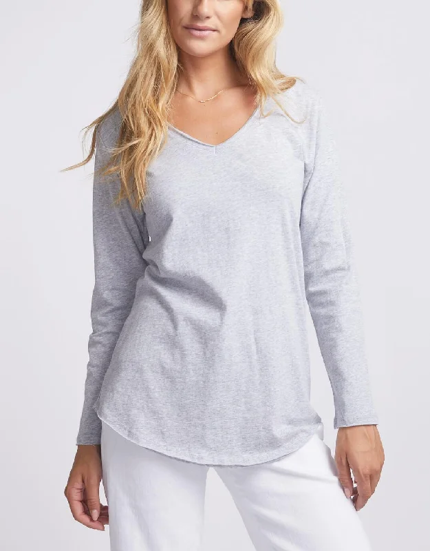 Laid-Back Elegance Original V-Neck Long Sleeve T-Shirt - Grey Marle