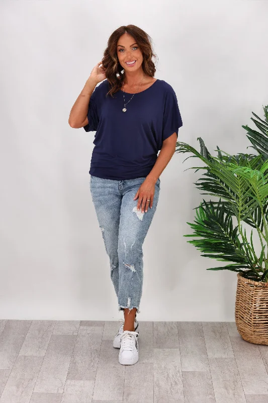 Chic Trends Unveiled Betty Basics Maui Tee In Navy