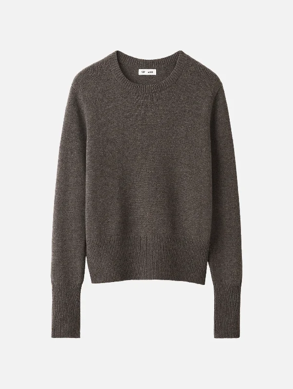 Exclusive Sale Classic Cashmere Crewneck in Wood