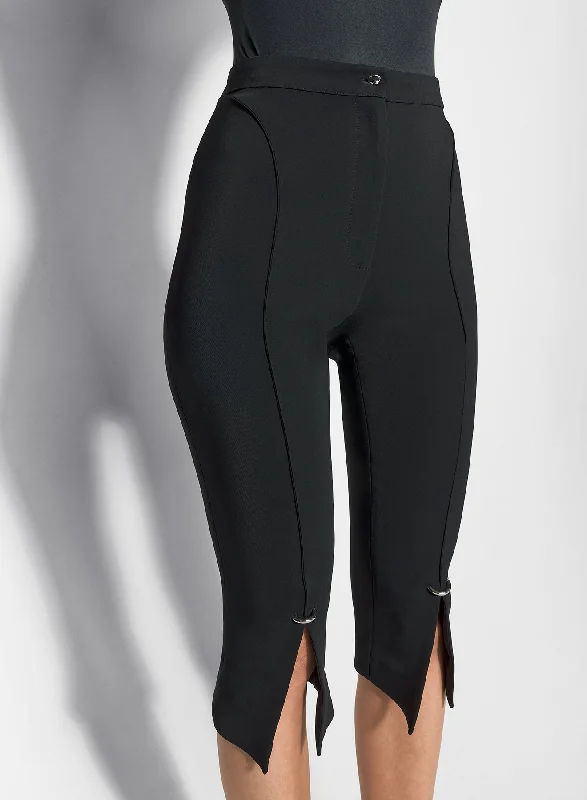 Dive Into Trendy Styles black pierced capri pants