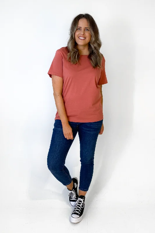 Chic Trends For The Fashion Savvy AS Colour Maple Tee Coral